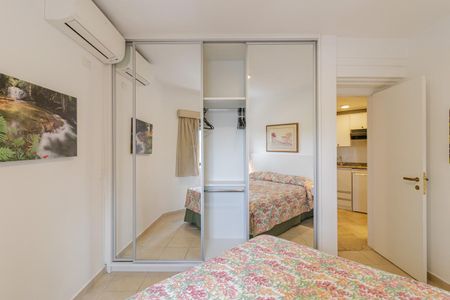 Apartamento à venda com 43m², 1 quarto e 1 vaga