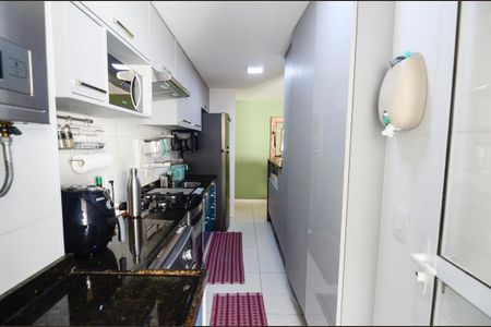 Apartamento à venda com 69m², 2 quartos e 1 vagaÁrea de Serviço