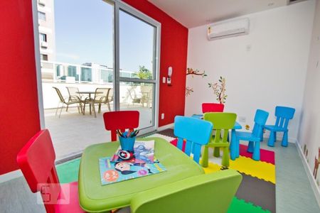 Apartamento à venda com 69m², 2 quartos e 1 vagaÁrea comum