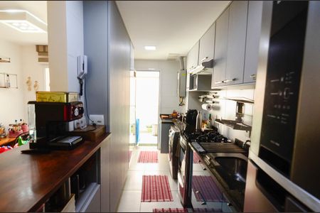 Apartamento à venda com 69m², 2 quartos e 1 vagaCozinha