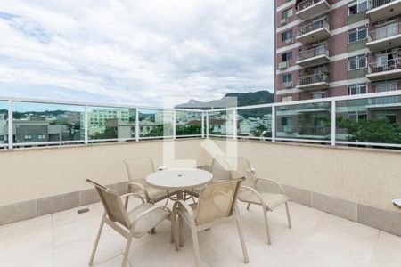 Apartamento à venda com 69m², 2 quartos e 1 vagaÁrea comum