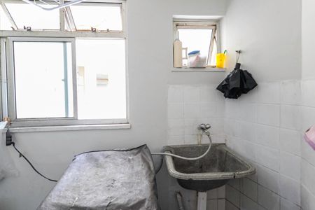 Apartamento à venda com 52m², 2 quartos e 1 vagaCozinha e Área de Serviço