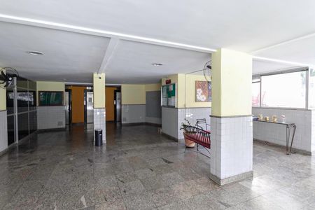 Apartamento à venda com 52m², 2 quartos e 1 vagaHall de entrada