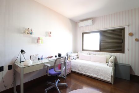 Apartamento para alugar com 264m², 5 quartos e 2 vagasQuarto 1 - Suíte