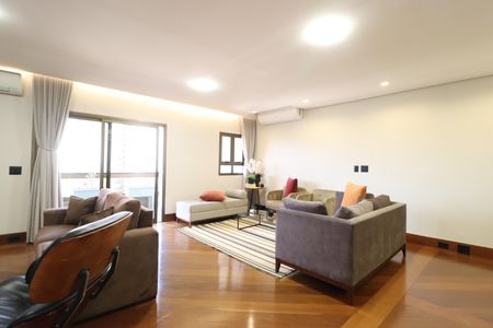 Apartamento para alugar com 264m², 5 quartos e 2 vagasSala