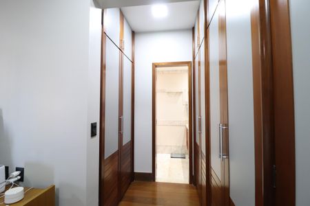 Apartamento para alugar com 264m², 5 quartos e 2 vagasQuarto 4 - Suíte