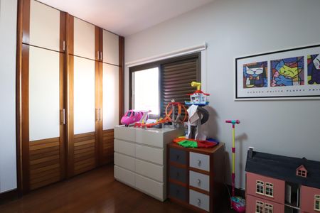 Apartamento para alugar com 264m², 5 quartos e 2 vagasQuarto 3
