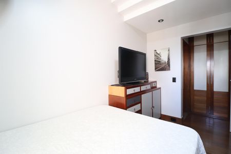 Apartamento para alugar com 264m², 5 quartos e 2 vagasQuarto 5