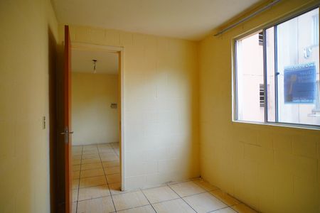 Quarto 1 de apartamento para alugar com 2 quartos, 54m² em Mário Quintana, Porto Alegre