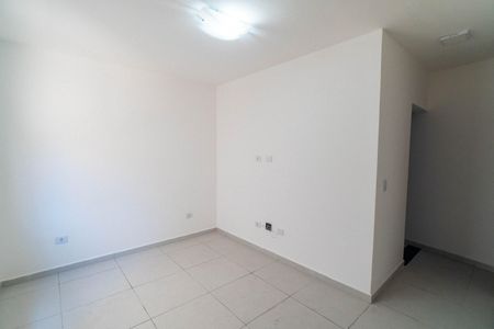 Sala de casa para alugar com 2 quartos, 59m² em Vila Guarani (zona Sul), São Paulo