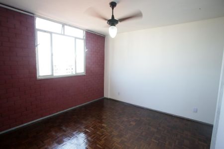 Sala de apartamento para alugar com 2 quartos, 45m² em Taquara, Rio de Janeiro