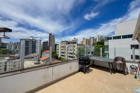 Apartamento à venda com 260m², 4 quartos e 2 vagasCobertura