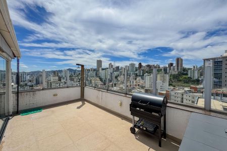 Apartamento à venda com 260m², 4 quartos e 2 vagasCobertura