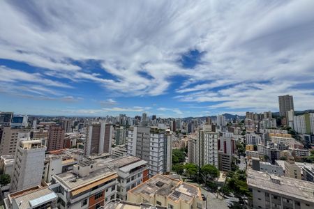 Apartamento à venda com 260m², 4 quartos e 2 vagasCobertura