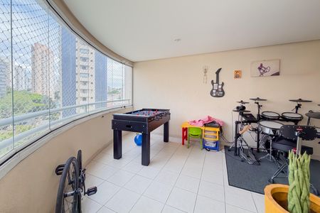 Varanda da Sala de apartamento à venda com 3 quartos, 145m² em Jardim Vila Mariana, São Paulo