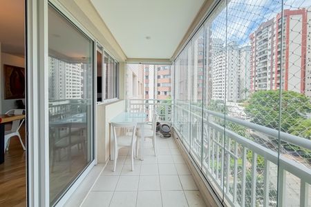 Apartamento à venda com 145m², 3 quartos e 2 vagasVaranda da Sala