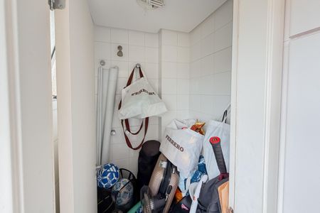 Apartamento à venda com 145m², 3 quartos e 2 vagasBanheiro de serviço