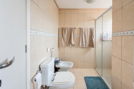 Apartamento à venda com 145m², 3 quartos e 2 vagasBanheiro da Suíte