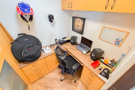 Apartamento à venda com 145m², 3 quartos e 2 vagasEscritório