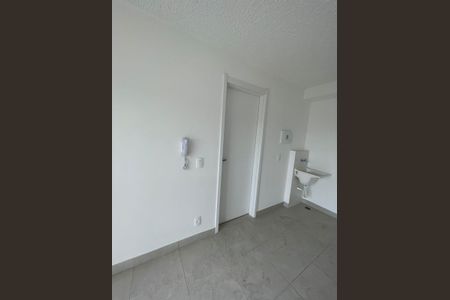 Sala de apartamento à venda com 1 quarto, 27m² em Jardim Itacolomi, São Paulo