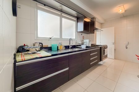 Apartamento à venda com 175m², 3 quartos e 4 vagasCozinha