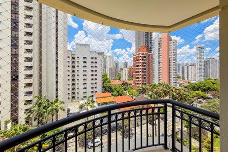 Apartamento à venda com 175m², 3 quartos e 4 vagasSuíte Master - Varanda