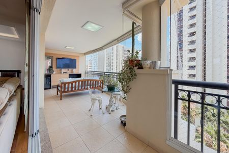 Apartamento à venda com 175m², 3 quartos e 4 vagasVaranda da Sala