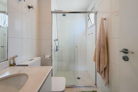 Apartamento à venda com 175m², 3 quartos e 4 vagasBanheiro da Suíte 2