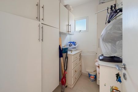 Apartamento à venda com 175m², 3 quartos e 4 vagasQuarto de Serviço