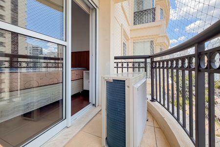 Apartamento à venda com 175m², 3 quartos e 4 vagasSuíte Master - Varanda