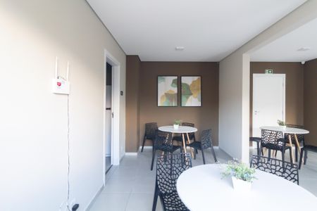 Apartamento para alugar com 33m², 2 quartos e sem vagaÁrea comum - Salão de festas