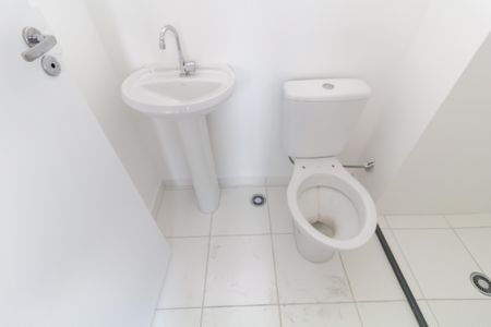 Apartamento para alugar com 33m², 2 quartos e sem vagaBanheiro