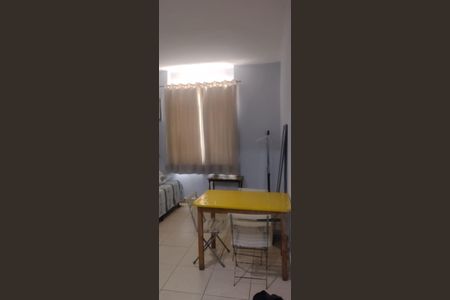 Sala/Quarto de apartamento para alugar com 1 quarto, 26m² em Centro, Rio de Janeiro