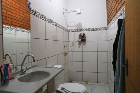 Casa à venda com 180m², 3 quartos e 1 vagaBanheiro 1