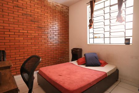 Casa à venda com 180m², 3 quartos e 1 vagaQuarto