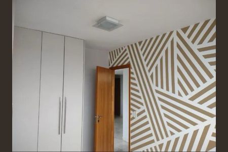 Quarto de apartamento para alugar com 2 quartos, 47m² em Conjunto 5, Brasília