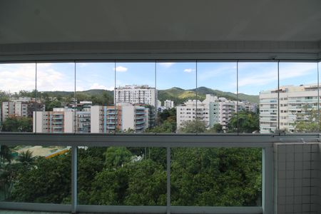 Apartamento à venda com 168m², 3 quartos e 2 vagasQuarto 1 - Vista