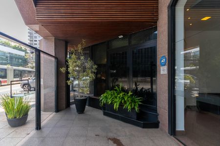 Apartamento à venda com 43m², 1 quarto e 1 vagaEntrada