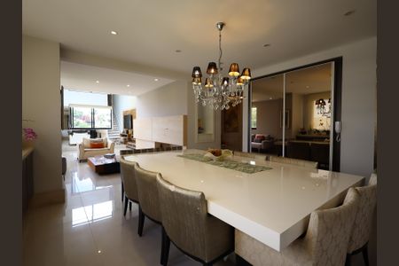 Apartamento à venda com 183m², 3 quartos e 2 vagasSala