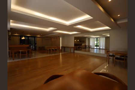 Apartamento à venda com 183m², 3 quartos e 2 vagasÁrea comum - Salão de festas