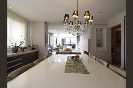 Apartamento à venda com 183m², 3 quartos e 2 vagasSala