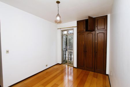 Apartamento à venda com 140m², 4 quartos e 2 vagasQuarto 4 - Suíte