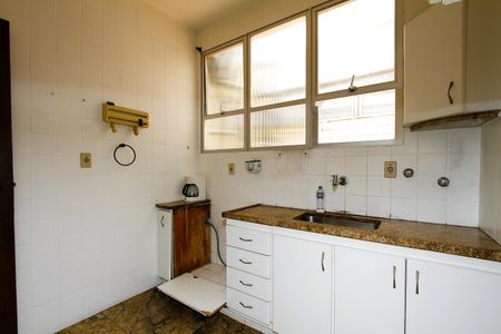 Apartamento à venda com 140m², 4 quartos e 2 vagasCozinha