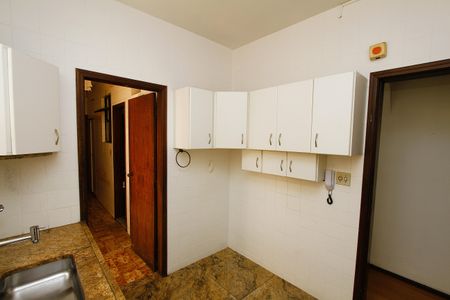 Apartamento à venda com 140m², 4 quartos e 2 vagasCozinha