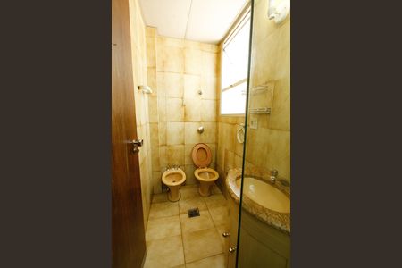 Apartamento à venda com 140m², 4 quartos e 2 vagasBanheiro da Suíte