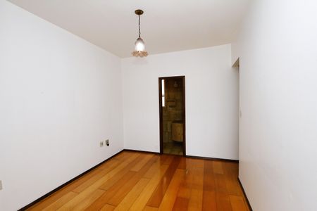 Apartamento à venda com 140m², 4 quartos e 2 vagasQuarto 4 - Suíte