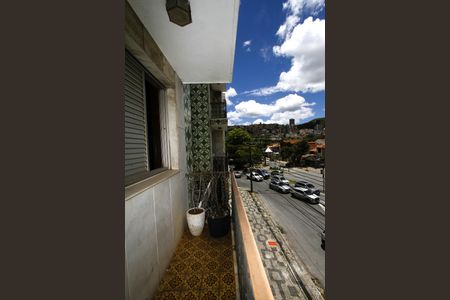 Apartamento à venda com 140m², 4 quartos e 2 vagasVaranda