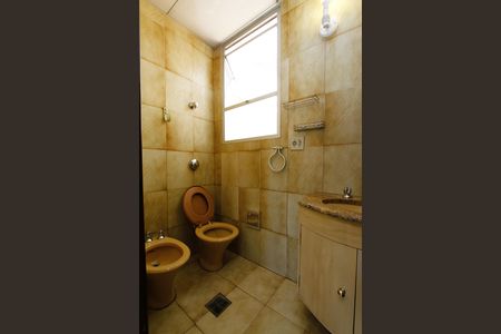 Apartamento à venda com 140m², 4 quartos e 2 vagasBanheiro da Suíte