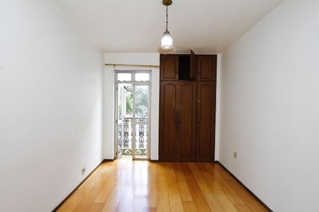 Apartamento à venda com 140m², 4 quartos e 2 vagasQuarto 4 - Suíte