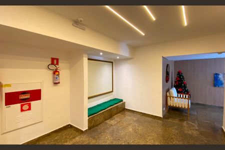 Apartamento à venda com 83m², 2 quartos e 1 vagaHall de entrada